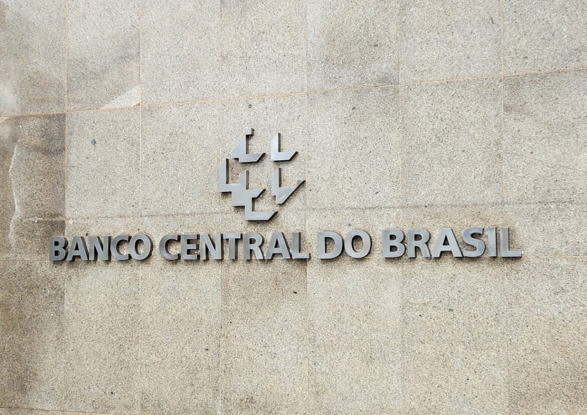 Copom e payroll dominam a atenção dos mercados; confira a agenda da semana.