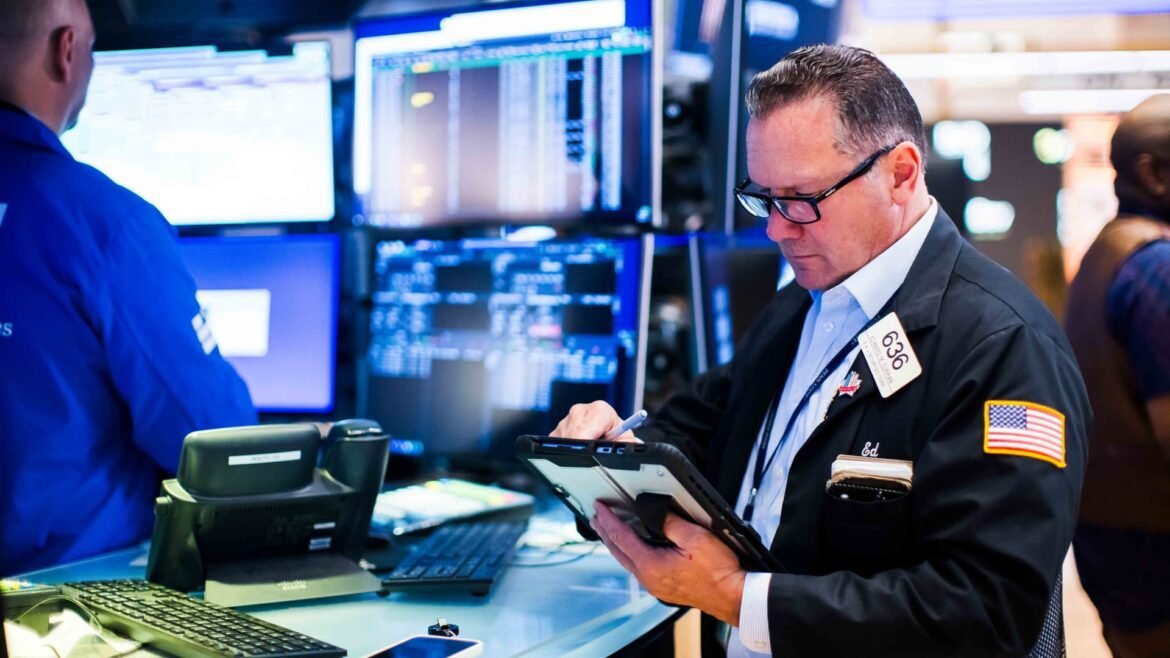 Três razões pelas quais o co-presidente global de banking e mercados do Goldman aconselha a manter os investimentos.